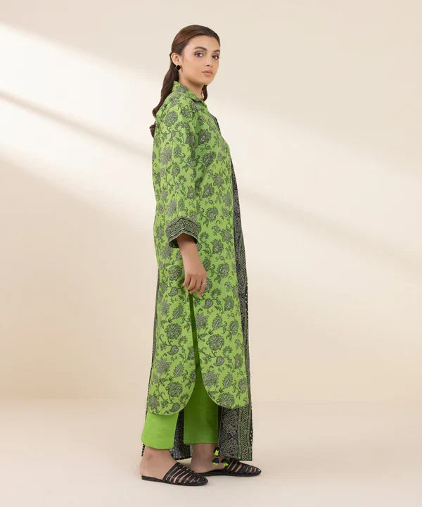 3 Piece - Printed Khaddar Suit